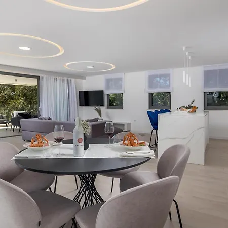 3 Bedroom Awesome In Krk * Krk Town