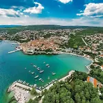 3 Bedroom Awesome In Krk *