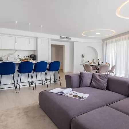 3 Bedroom Gorgeous In Krk Appartement Krk Town