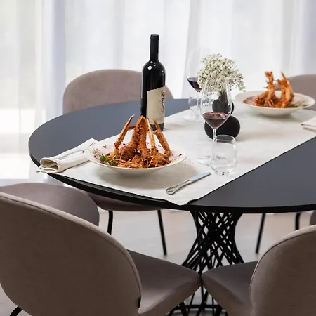 3 Bedroom Gorgeous In Krk Appartement