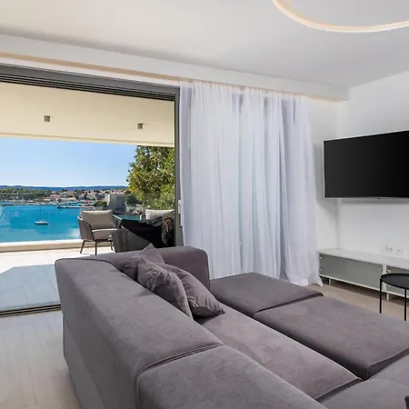 Appartement 3 Bedroom Gorgeous In Krk Krk Town