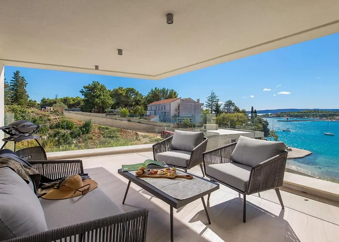 3 Bedroom Gorgeous In Krk Appartamento Krk Town