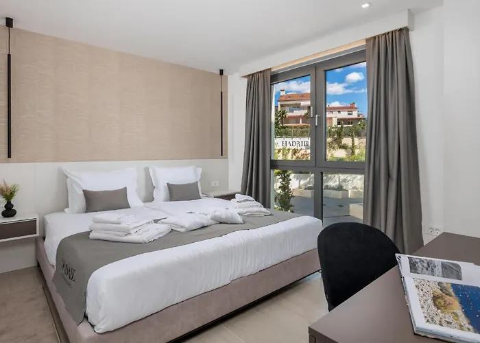 Appartement 3 Bedroom Gorgeous In Krk Krk Town