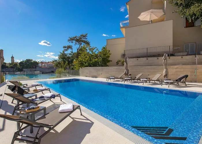 3 Bedroom Gorgeous In Krk Krk Town