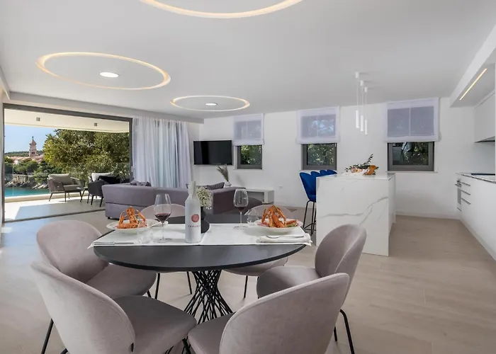 3 Bedroom Gorgeous In Krk * Krk Town