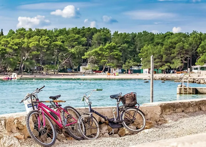 3 Bedroom Gorgeous In Krk *